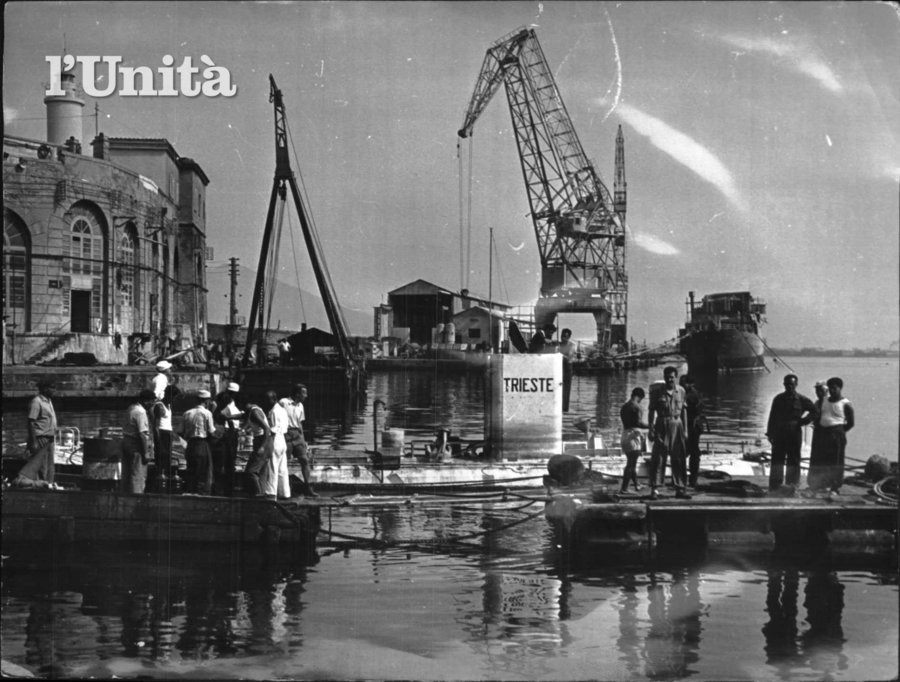 Il batiscafo Trieste a Ponza - Ponza Racconta