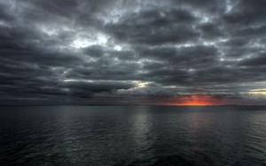 Mare con nuvole