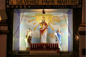 1. San Silverio nel chiesa di Our Lady of Pity