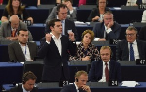 Tsipras parla all'europarlamento