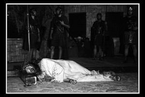 Gesù cade per la terza volta (foto di enzo di fazio)